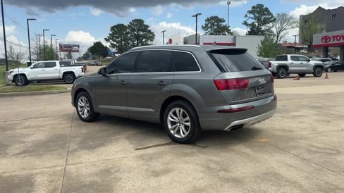 Used 2017 Audi Q7 3.0T Premium Plus w/ Premium Plus Package image 4
