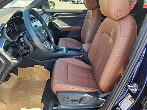New 2025 Audi Q3 2.0T Premium image 8