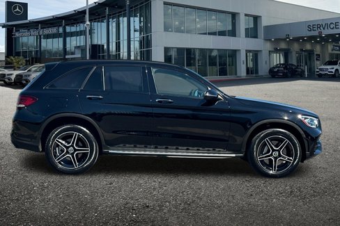 Certified 2022 Mercedes-Benz GLC 300 4MATIC image 3