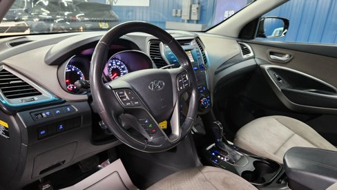 Used 2014 Hyundai Santa Fe Sport w/ Popular Equipment Package 02 image 8