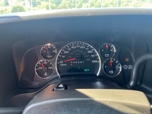 Used 2014 Chevrolet Express 3500 image 9
