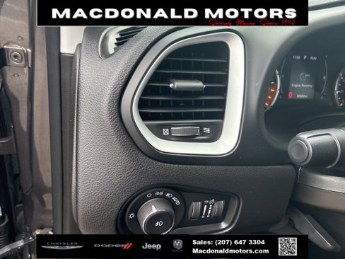 Used 2018 Jeep Renegade Latitude image 15