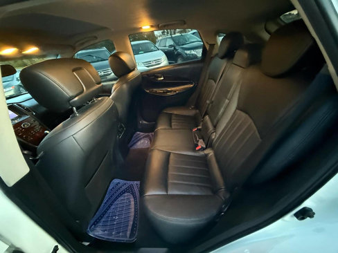 Used 2017 INFINITI QX50 2WD w/ Technology Package image 11