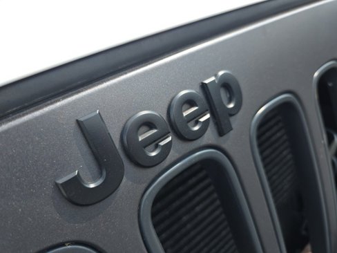 Used 2018 Jeep Wrangler Unlimited Sport image 49