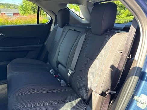 Used 2017 Chevrolet Equinox LT image 19