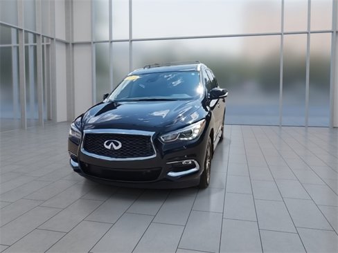 Used 2019 INFINITI QX60 Luxe w/ Essential Package image 3