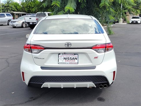 Used 2020 Toyota Corolla SE image 23