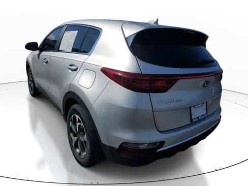 Used 2022 Kia Sportage LX image 4