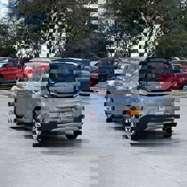 Used 2023 Kia Soul LX image 4