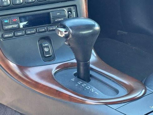 Used 1998 Lincoln Mark VIII LSC image 7