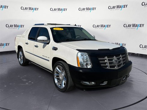 Used 2011 Cadillac Escalade EXT Premium image 7