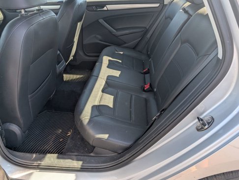 Used 2014 Volkswagen Passat Wolfsburg Edition image 5