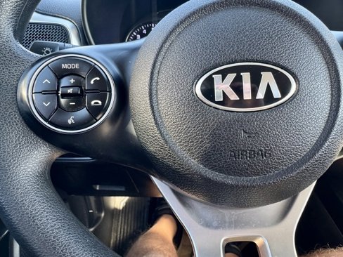 Used 2020 Kia Soul LX image 26