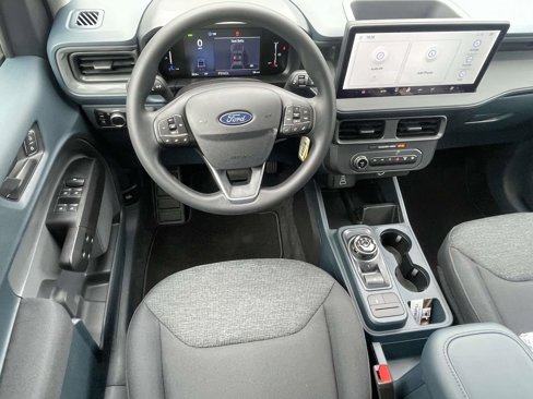 New 2025 Ford Maverick XL image 9