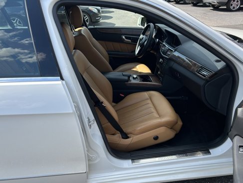 Used 2013 Mercedes-Benz E 350 Sedan image 9
