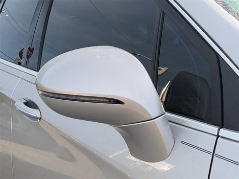 Used 2018 Buick Envision Essence image 10