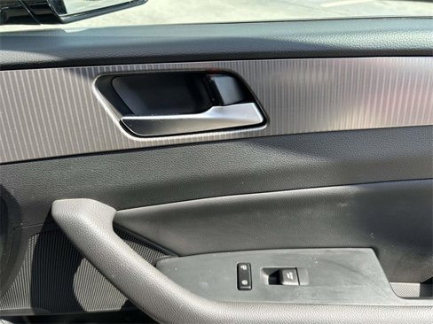 Used 2018 Hyundai Sonata Sport w/ Cargo Package image 9