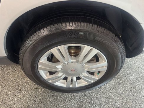 Used 2016 Cadillac SRX Luxury image 14