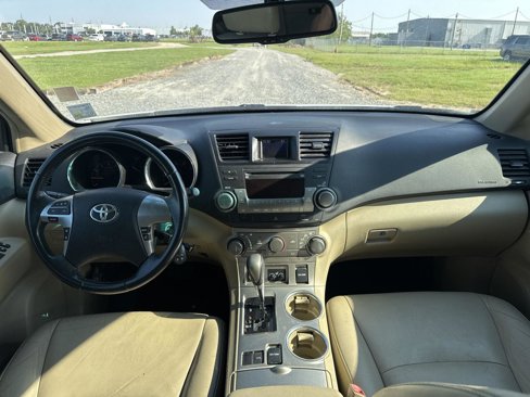 Used 2011 Toyota Highlander 2WD image 13