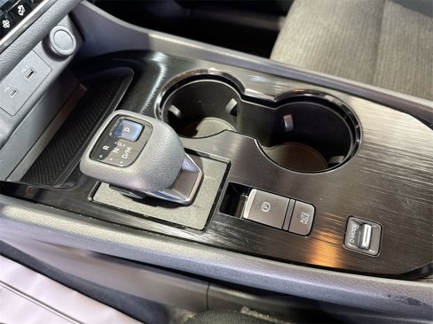 Used 2021 Nissan Rogue SV image 23