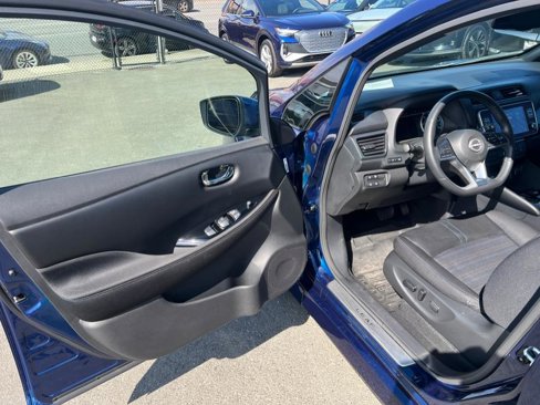 Used 2024 Nissan Leaf SV Plus image 9