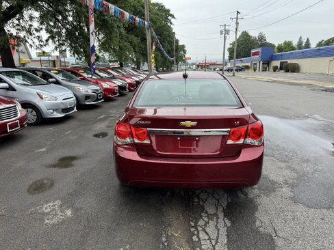 Used 2015 Chevrolet Cruze LT w/ Sun And Sound Package image 3