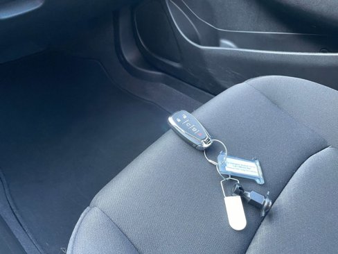 Used 2024 Chevrolet Malibu LT image 21