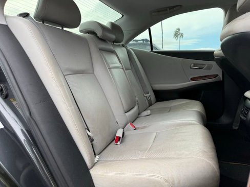 Used 2011 Lexus HS 250h Premium image 12