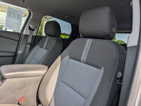 Used 2023 Chevrolet Blazer LT w/ Convenience Package image 9