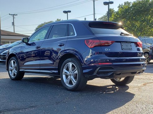 Used 2022 Audi Q3 2.0T Premium Plus w/ Premium Plus Package image 3