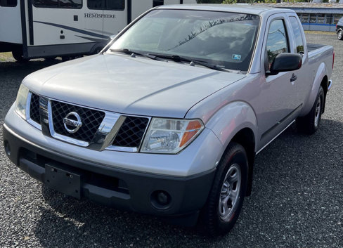 Used 2006 Nissan Frontier XE w/ (G01) XE Preferred Pkg image 2