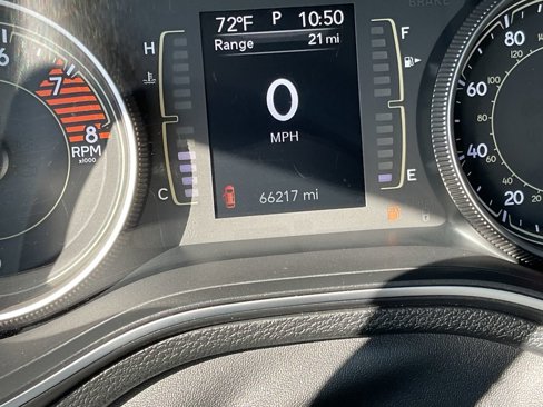 Used 2019 Jeep Cherokee Latitude Plus w/ Comfort/Convenience Group image 20