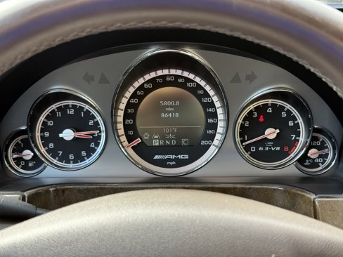 Used 2010 Mercedes-Benz E 63 AMG Sedan image 20