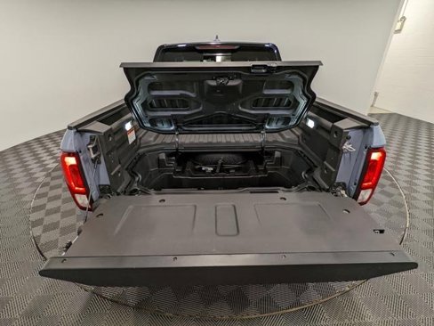 Certified 2025 Honda Ridgeline Black Edition image 32