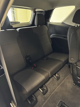 Used 2020 Chevrolet Traverse LT image 23