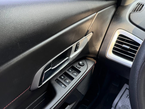 Used 2015 GMC Terrain SLE image 26