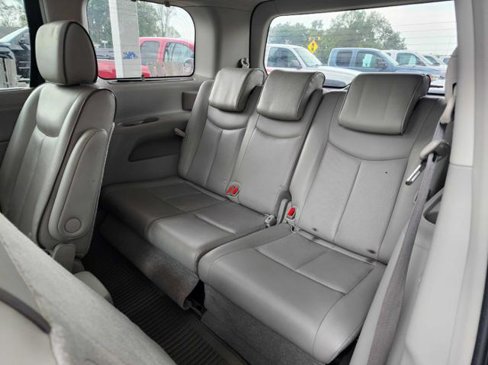 Used 2013 Nissan Quest LE image 14