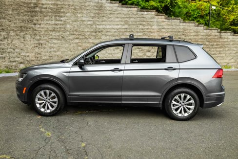 Used 2020 Volkswagen Tiguan S image 9