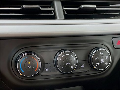 Certified 2024 Chevrolet Trax LS w/ LS Convenience Package image 18