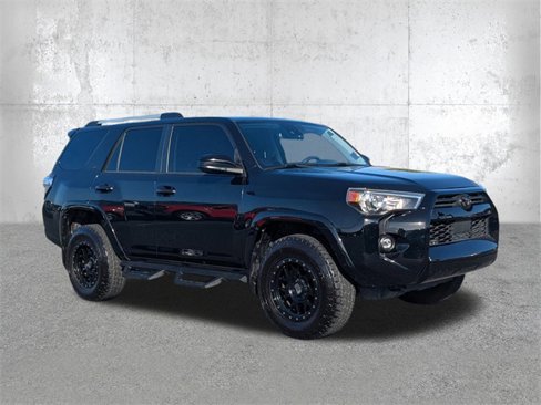 Used 2022 Toyota 4Runner SR5 image 2