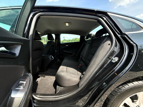 Used 2019 Chevrolet Malibu LT image 33