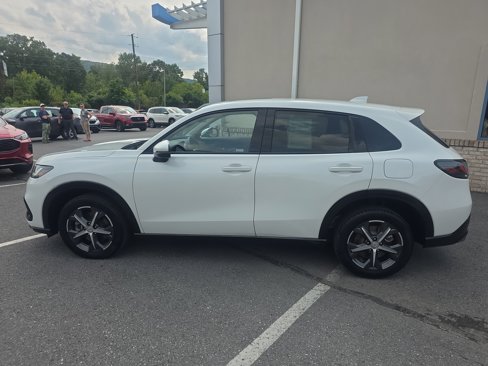 Used 2023 Honda HR-V EX-L image 8