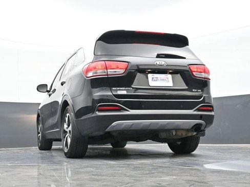 Used 2016 Kia Sorento EX image 49