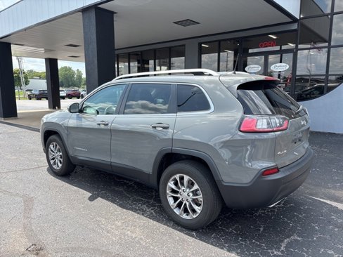 Used 2021 Jeep Cherokee Latitude Lux w/ Comfort/Convenience Group image 5