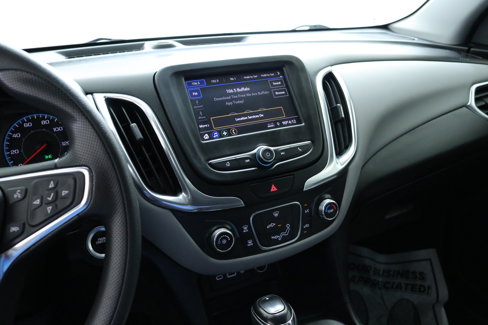 Used 2021 Chevrolet Equinox LS w/ LS Convenience Package image 14
