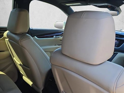 Used 2017 Cadillac XT5 Premium Luxury image 21