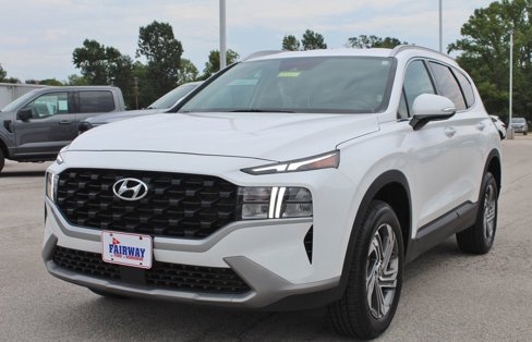 Used 2023 Hyundai Santa Fe SEL image 4