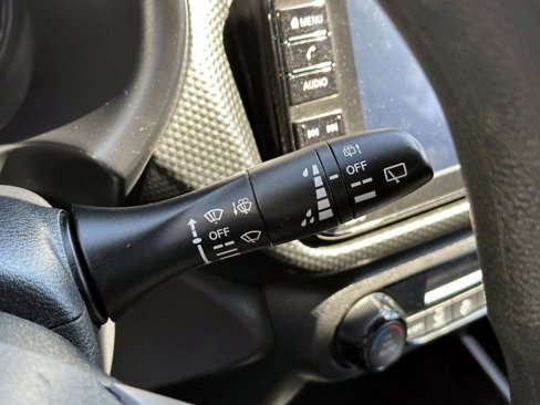 Certified 2022 Nissan Kicks SV image 21