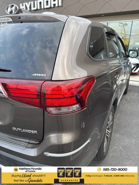 Used 2018 Mitsubishi Outlander ES image 8