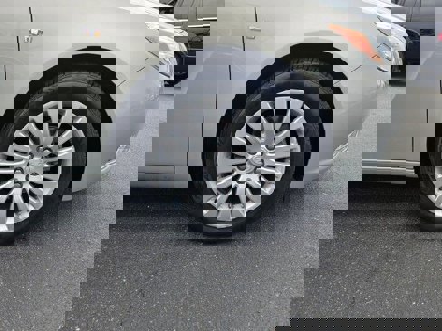 Used 2011 Buick Regal CXL w/ RL3 Preferred Equipment Group image 8